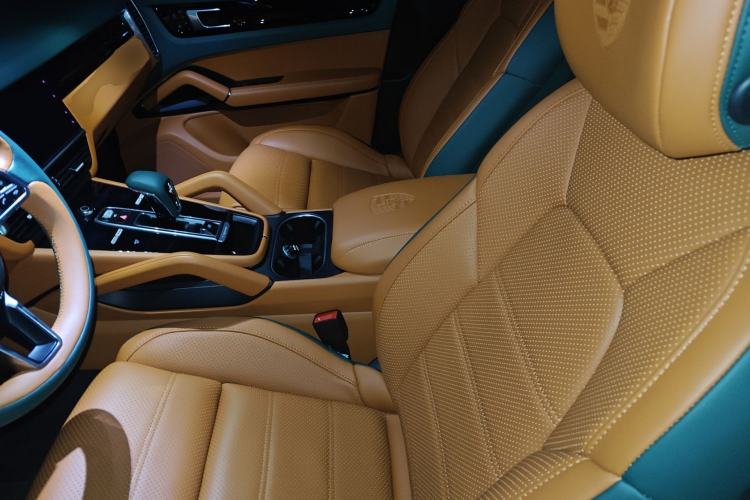 Used Porsche Cayenne 2018 Cayenne 3.0T Left Front Seat