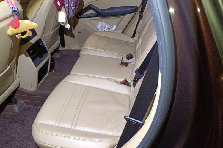 Used Porsche Cayenne 2018 Cayenne 3.0T Left Rear Seat