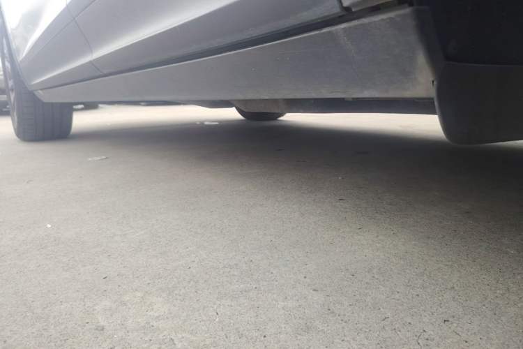 Used Porsche Cayenne 2018 Cayenne 3.0T Left Side Sill
