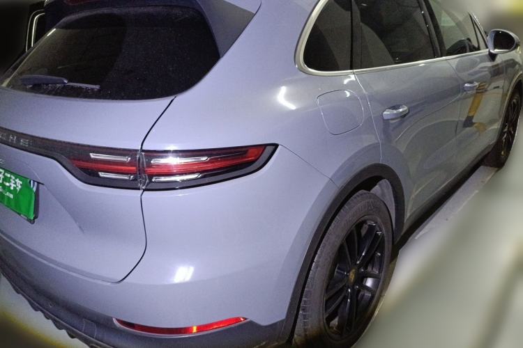 Used Porsche Cayenne 2018 Cayenne 3.0T Rear Right 45 Deg