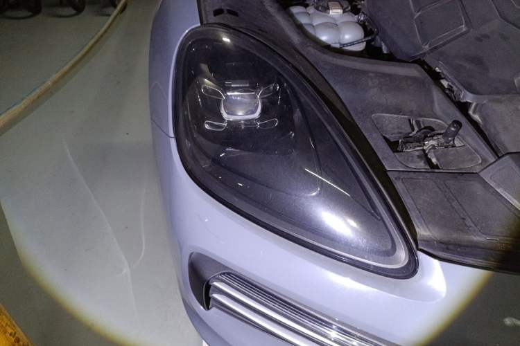 Used Porsche Cayenne 2018 Cayenne 3.0T Right Front Headlight