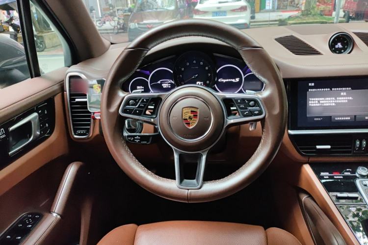 Used Porsche Cayenne 2018 Cayenne 3.0T Steering Wheel