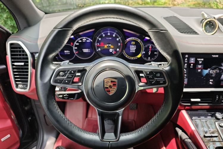 Used Porsche Cayenne 2018 Cayenne 3.0T Steering Wheel