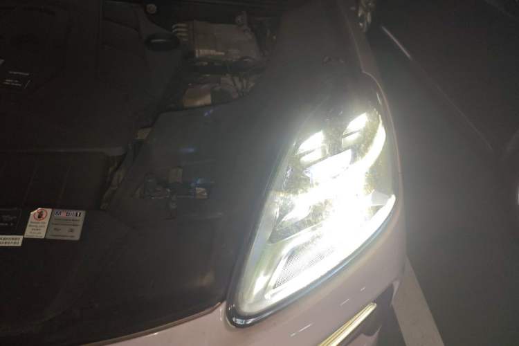 Used Porsche Cayenne  Engine Bay Left