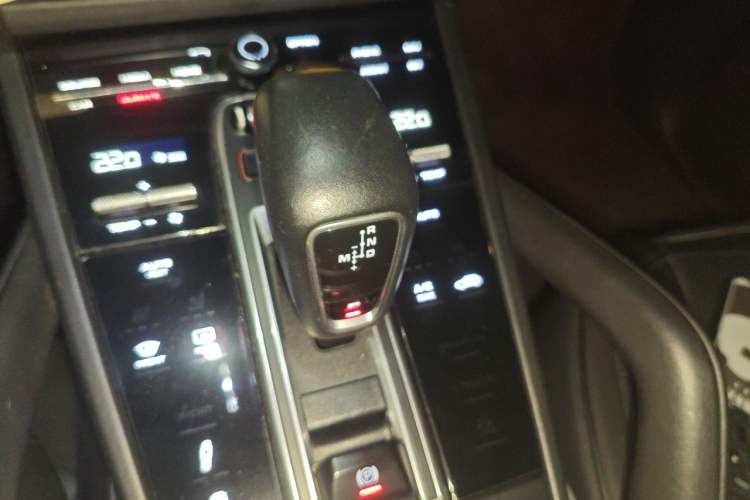 Used Porsche Cayenne  Gear Lever