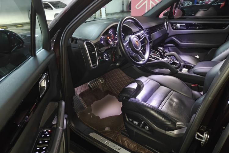 Used Porsche Cayenne 2018 Cayenne S 2.9T Driver Seat