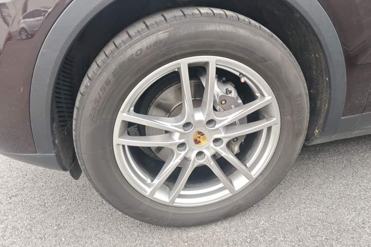 Used Porsche Cayenne 2018 Cayenne 3.0T Exterior 4