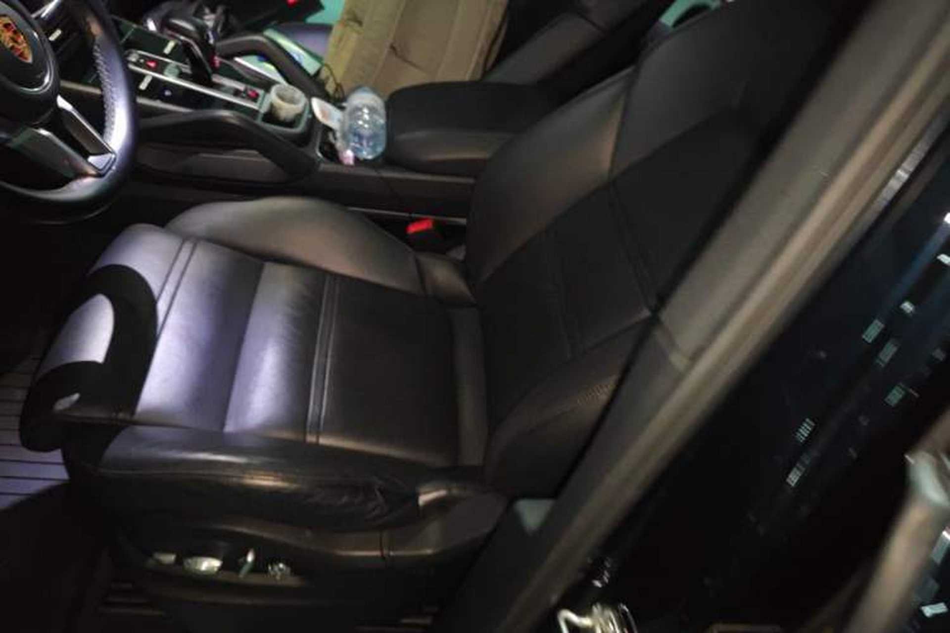 Used Porsche Cayenne 2018 Cayenne 3.0T Left Front Seat