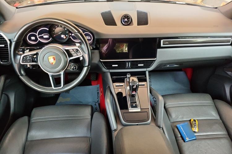 Used Porsche Cayenne 2018 Cayenne 3.0T Center Console