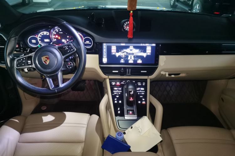 Used Porsche Cayenne 2018 Cayenne 3.0T Center Console