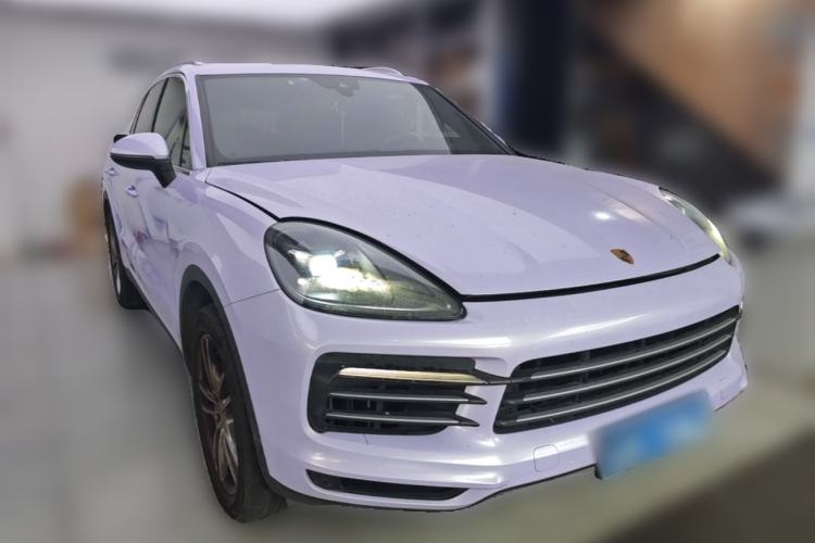 Used Porsche Cayenne 2018 Cayenne 3.0T Front Right 45 Deg