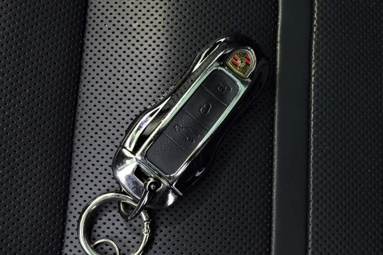 Used Porsche Cayenne 2018 Cayenne 3.0T Interior 1