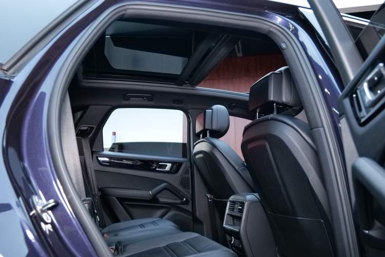 Used Porsche Cayenne 2018 Cayenne 3.0T Interior 11