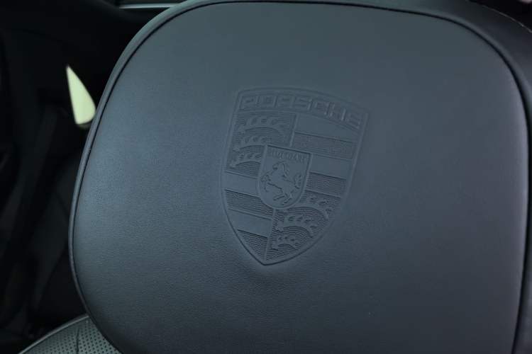 Used Porsche Cayenne 2018 Cayenne 3.0T Interior 7