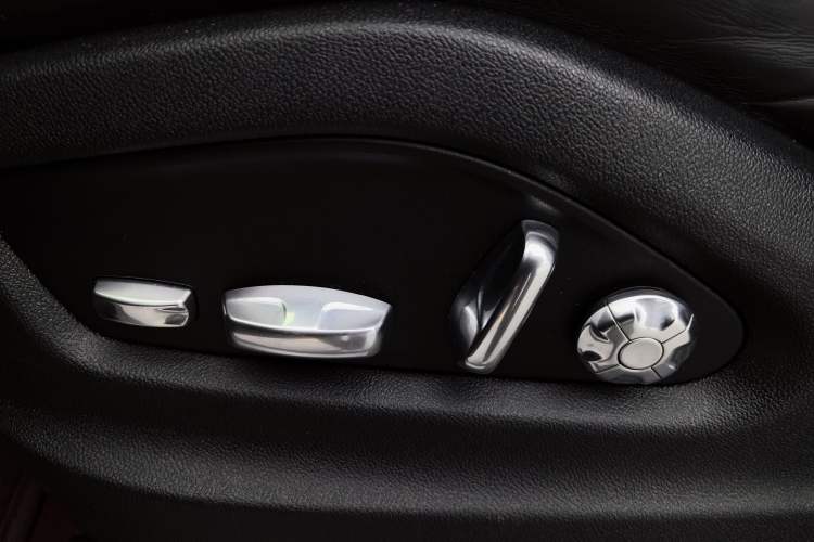 Used Porsche Cayenne 2018 Cayenne 3.0T Interior 9