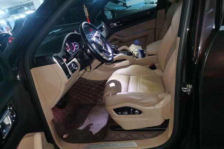 Used Porsche Cayenne 2018 Cayenne 3.0T Left Front Seat