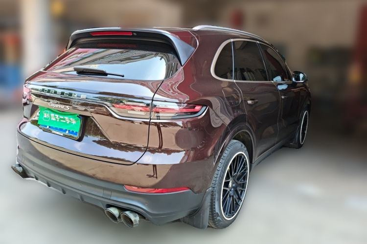 Used Porsche Cayenne 2018 Cayenne 3.0T Rear Right 45 Deg