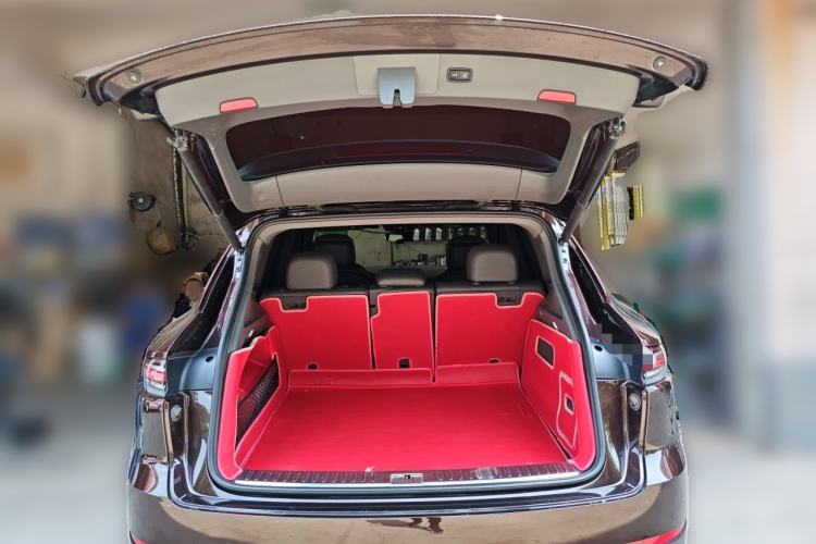 Used Porsche Cayenne 2018 Cayenne 3.0T Trunk