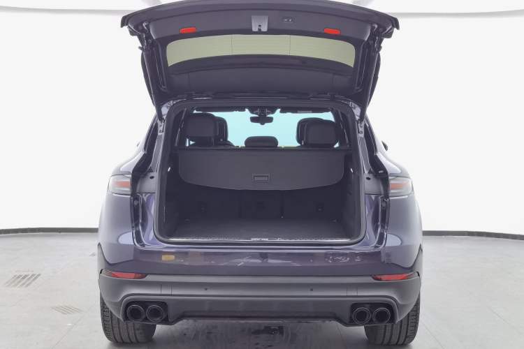 Used Porsche Cayenne 2018 Cayenne 3.0T Trunk