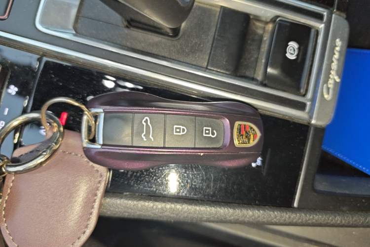 Used Porsche Cayenne 2018 Cayenne 3.0T Vehicle Key