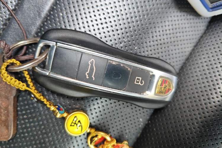 Used Porsche Cayenne 2018 Cayenne 3.0T Vehicle Key