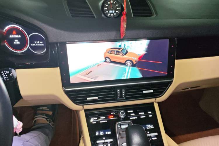 Used Porsche Cayenne 2018 Cayenne 3.0T Audio And AC Panel