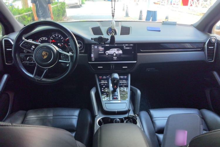 Used Porsche Cayenne 2018 Cayenne 3.0T Center Console