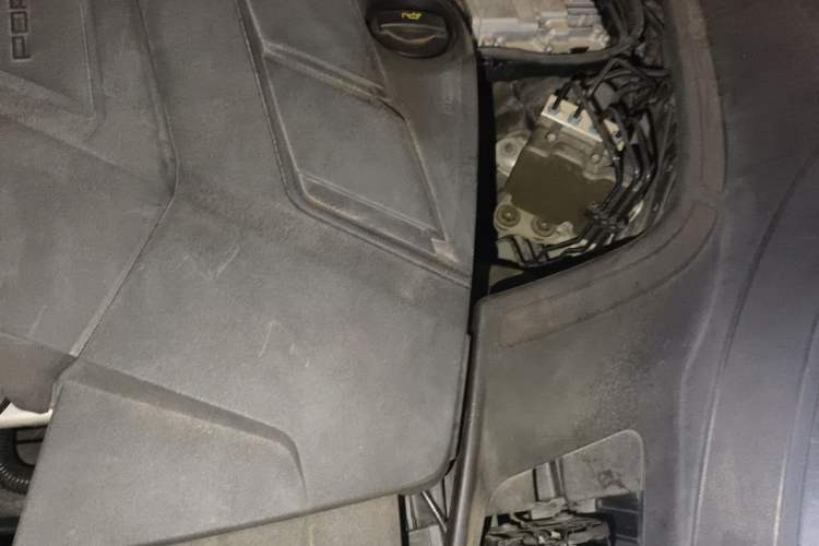 Used Porsche Cayenne 2018 Cayenne 3.0T Engine Bay Left