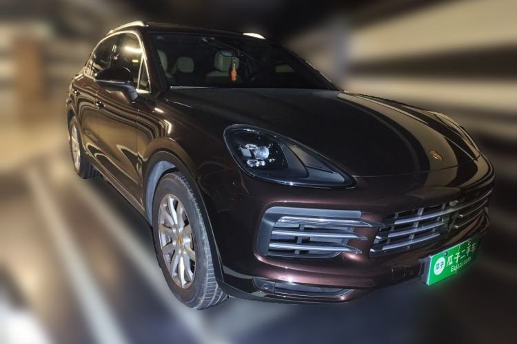 Used Porsche Cayenne 2018 Cayenne 3.0T Front Right 45 Deg