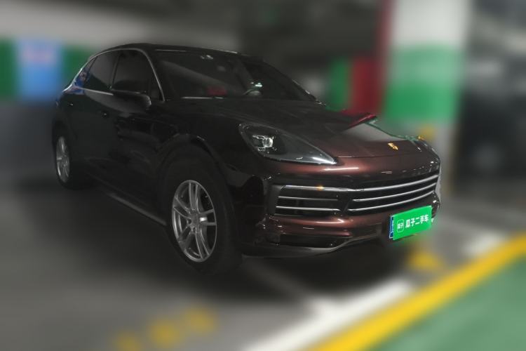 Used Porsche Cayenne 2018 Cayenne 3.0T Front Right 45 Deg