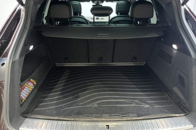 Used Porsche Cayenne 2018 Cayenne 3.0T Interior 3