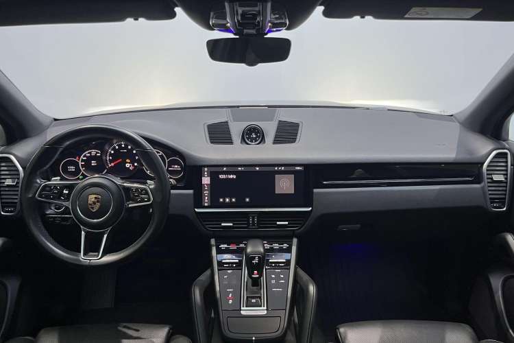 Used Porsche Cayenne 2018 Cayenne 3.0T Interior 6