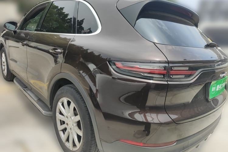 Used Porsche Cayenne 2018 Cayenne 3.0T Rear Left 45 Deg
