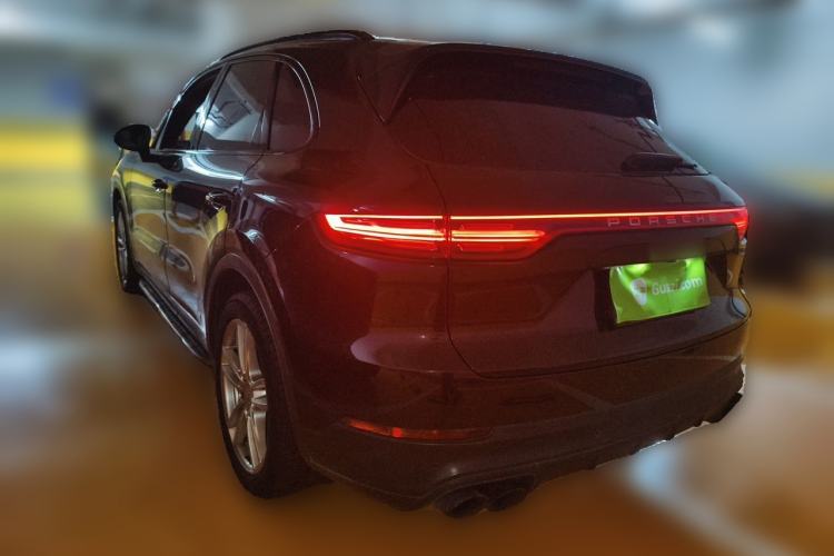 Used Porsche Cayenne 2018 Cayenne 3.0T Rear Left 45 Deg