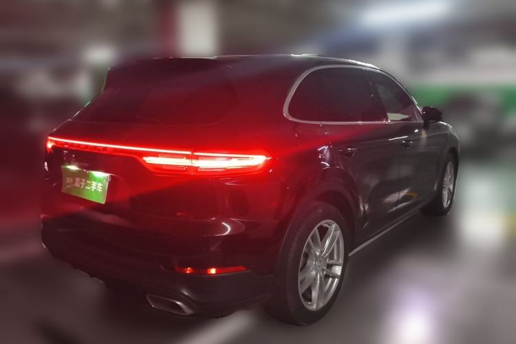 Used Porsche Cayenne 2018 Cayenne 3.0T Rear Right 45 Deg