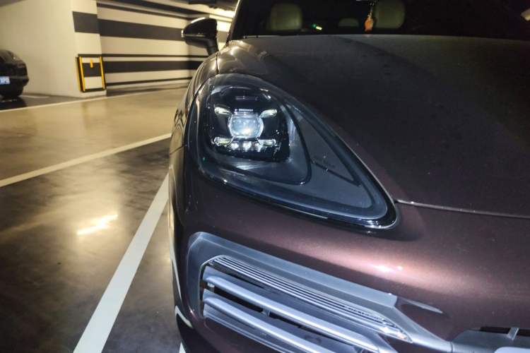 Used Porsche Cayenne 2018 Cayenne 3.0T Right Front Headlight