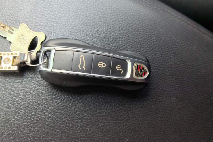 Used Porsche Cayenne 2018 Cayenne 3.0T Vehicle Key