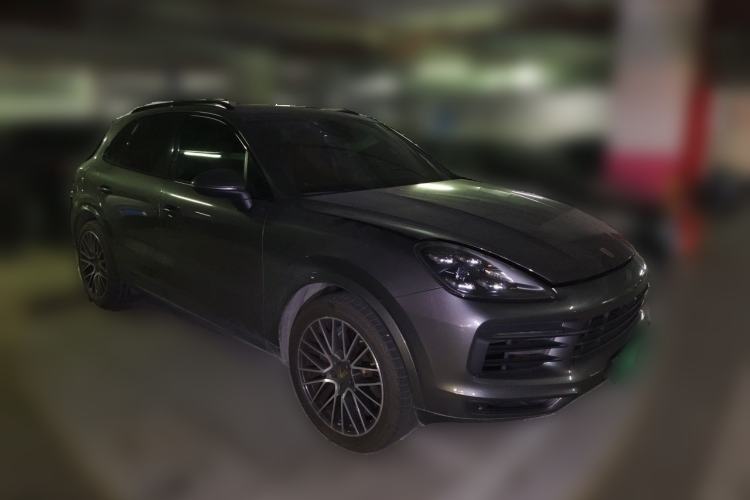 Used Porsche Cayenne 2018 Cayenne S 2.9T Front Right 45 Deg