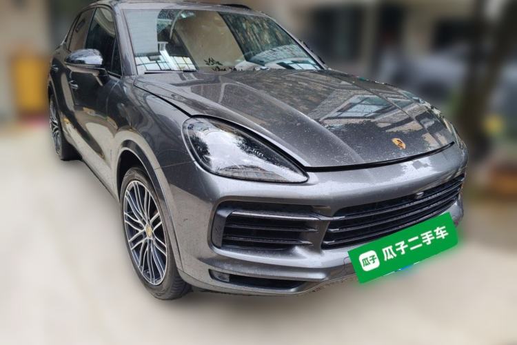 Used Porsche Cayenne 2018 Cayenne S 2.9T Front Right 45 Deg