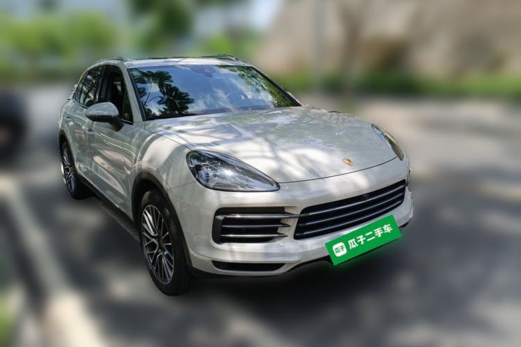 Used Porsche Cayenne 2018 Cayenne 3.0T Front Right 45 Deg