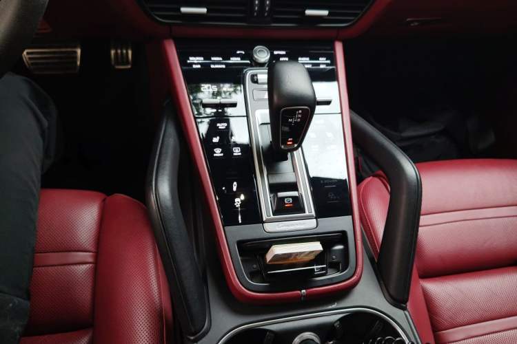 Used Porsche Cayenne 2018 Cayenne S 2.9T Gear Lever