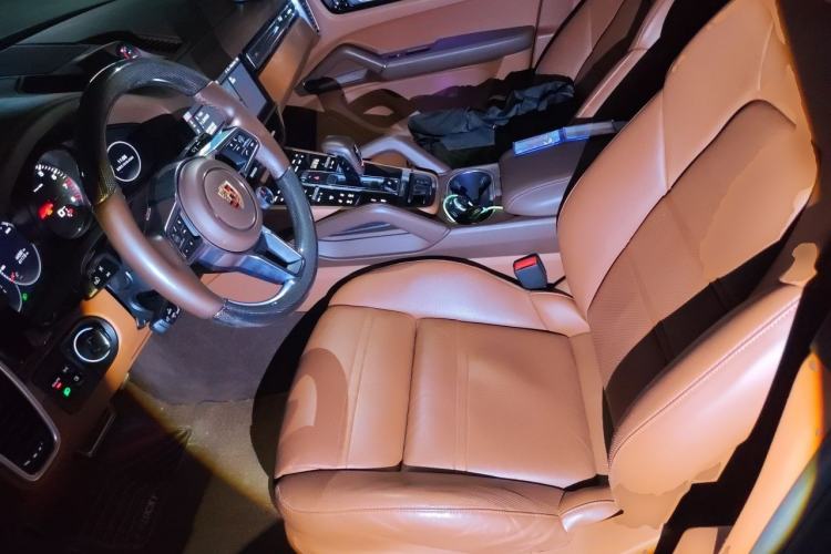 Used Porsche Cayenne 2018 Cayenne S 2.9T Left Front Seat