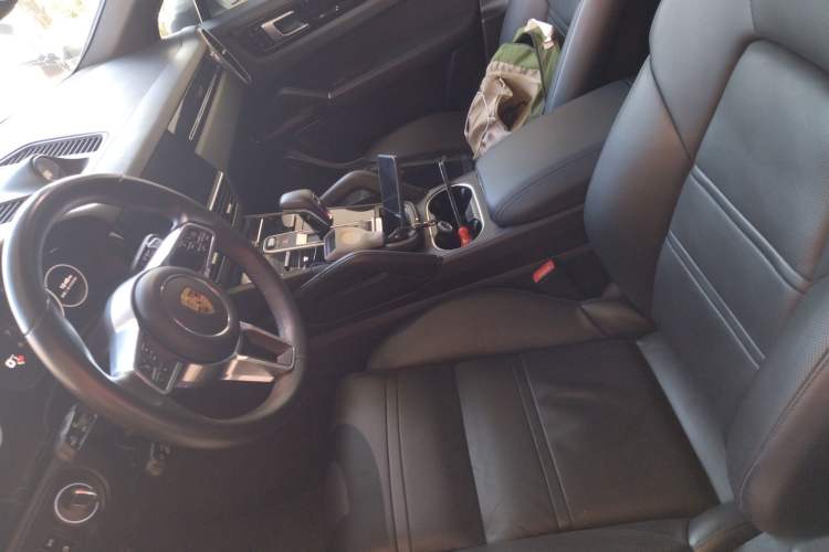 Used Porsche Cayenne 2018 Cayenne 3.0T Left Front Seat