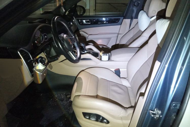 Used Porsche Cayenne 2018 Cayenne 3.0T Left Front Seat