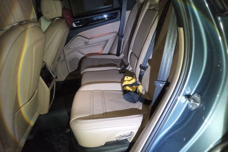 Used Porsche Cayenne 2018 Cayenne 3.0T Left Rear Seat