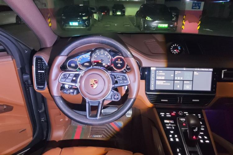 Used Porsche Cayenne 2018 Cayenne S 2.9T Steering Wheel
