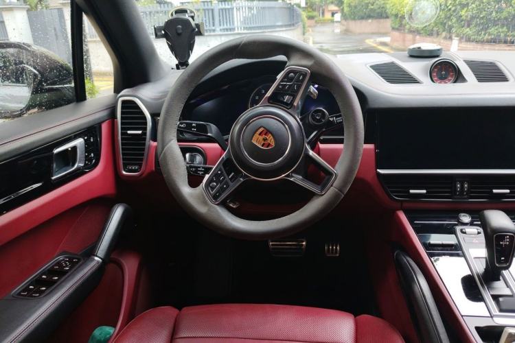 Used Porsche Cayenne 2018 Cayenne S 2.9T Steering Wheel