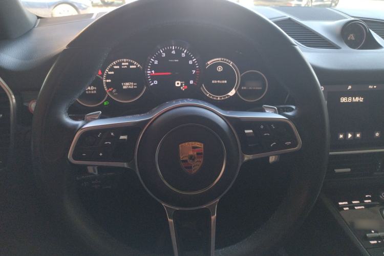 Used Porsche Cayenne 2018 Cayenne 3.0T Steering Wheel