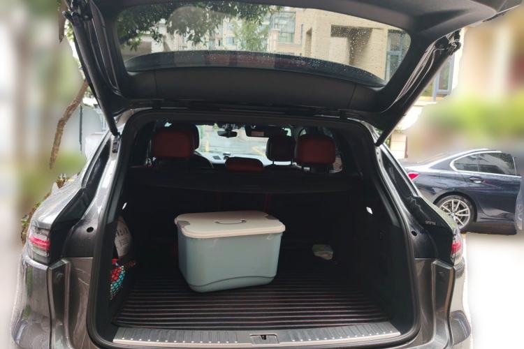 Used Porsche Cayenne 2018 Cayenne S 2.9T Trunk