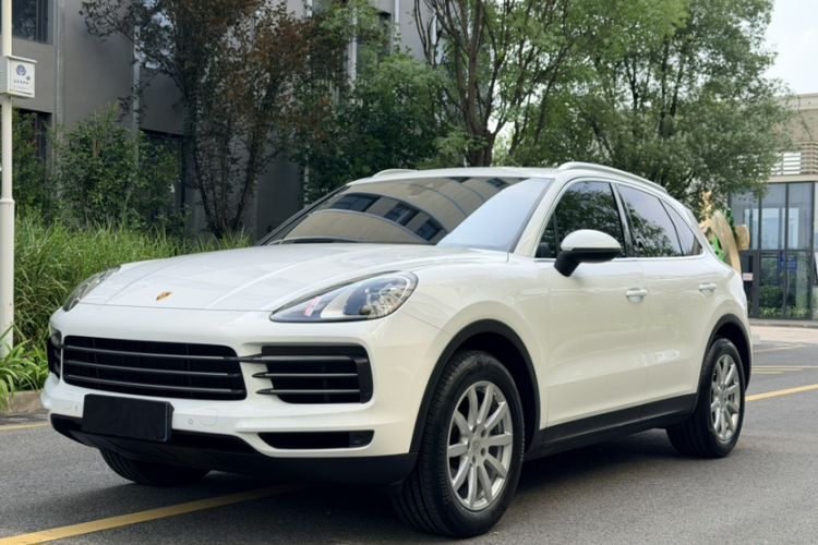 Używany Porsche Cayenne 2018 Cayenne 3.0T Guazi used car, China used car export, Used car for sale, Used cars, Cheapest cars for sale